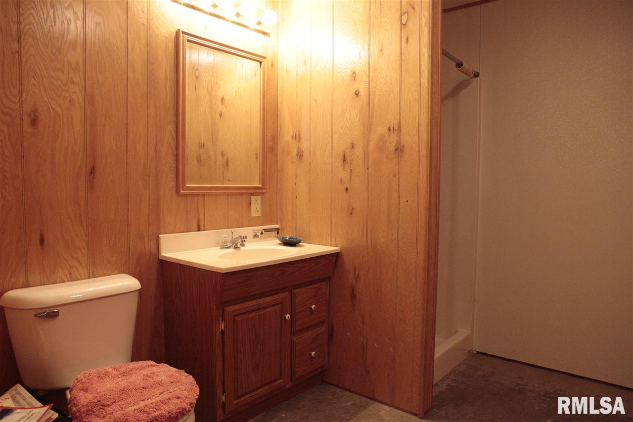 19401 Bennett Road Pekin, IL 61554 - Photo 25 of 36