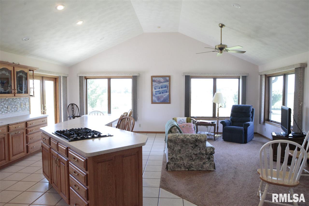 19401 Bennett Road Pekin, IL 61554 - Photo 29 of 36