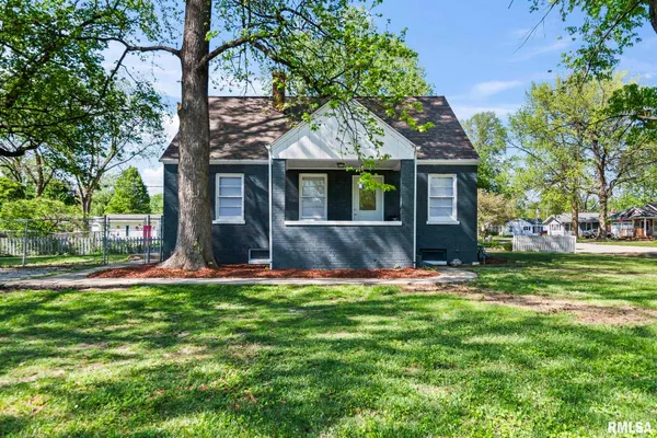 $159,900 | 3159 South 2nd Street, Springfield, IL 62703