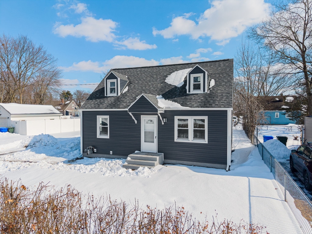 297 Breckwood Boulevard Springfield, MA 01109 - Photo 1 of 26