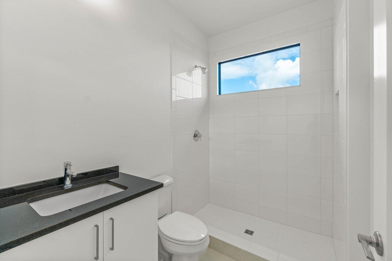 8518 Shoreacres Street Boca Raton, FL 33434 - Photo 32 of 45 3rd Full Bath Upstairs