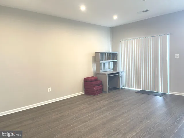 $555,000 | 7047 Fox Glove Lane, Hanover, MD 21076