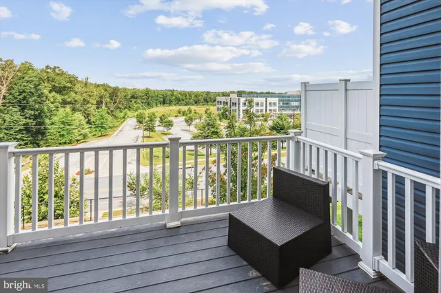 $555,000 | 7047 Fox Glove Lane, Hanover, MD 21076