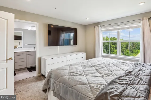 $555,000 | 7047 Fox Glove Lane, Hanover, MD 21076