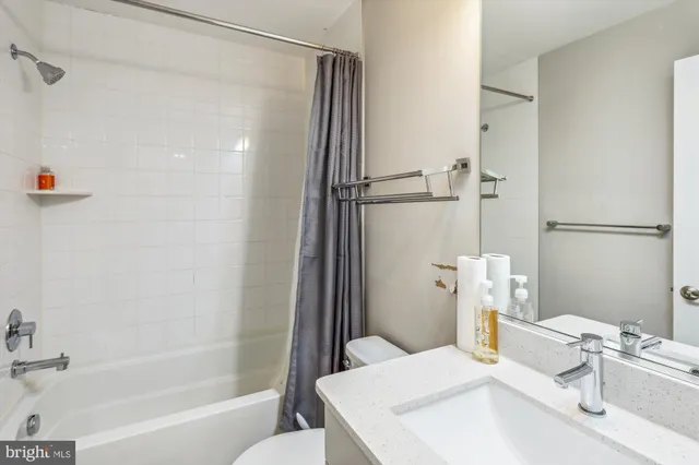 $555,000 | 7047 Fox Glove Lane, Hanover, MD 21076