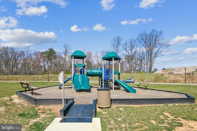 $555,000 | 7047 Fox Glove Lane, Hanover, MD 21076