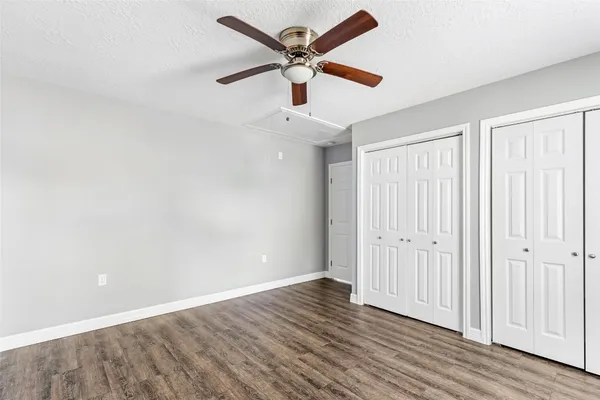 $2,050 | 520 East Defee Avenue, Baytown, TX 77520