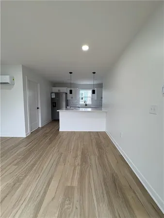$1,300 | 4206 B Pearl Street, Kansas City, KS 66103