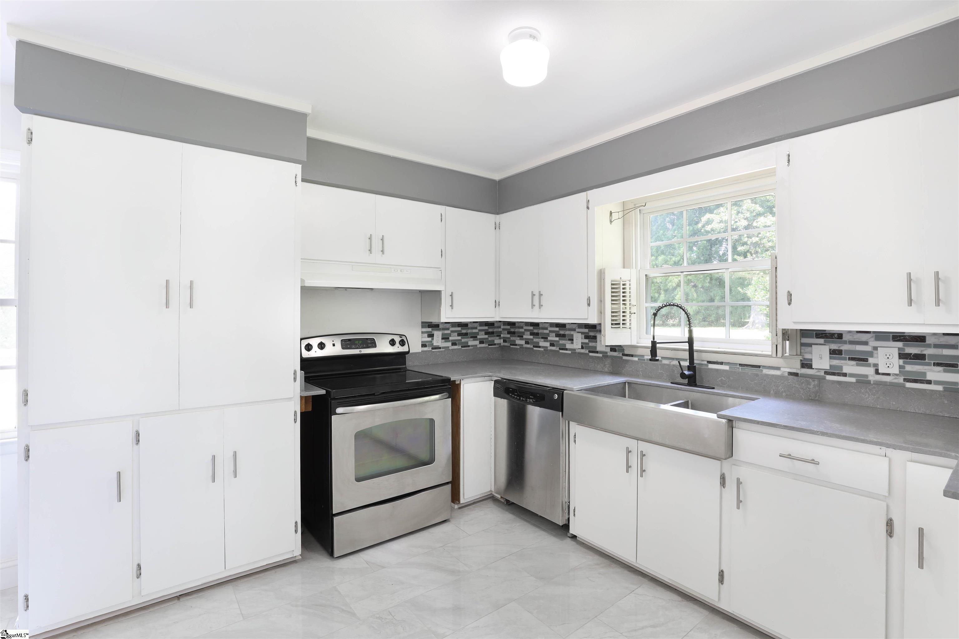 403 Bethlehem Ridge Road Pickens, SC 29671 - Photo 11 of 40