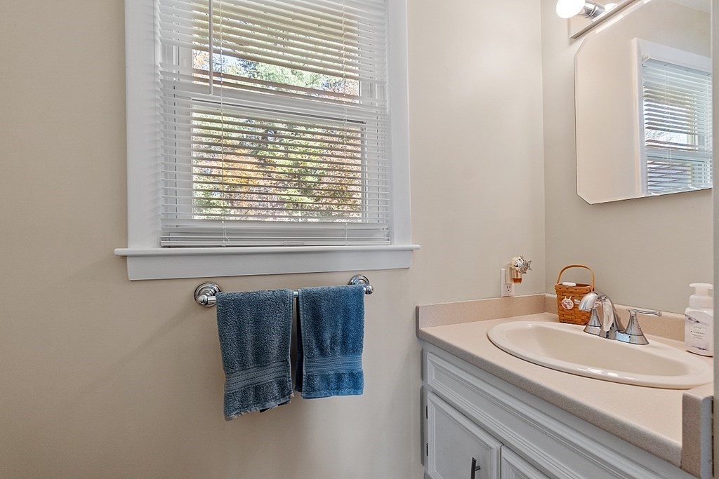 22 Vincent Road Grafton, MA 01536 - Photo 33 of 40 Gallery Image 33
