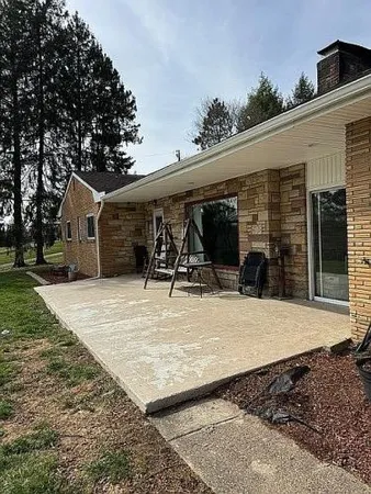 $284,900 | 1042 County Road 42, Toronto, OH 43964