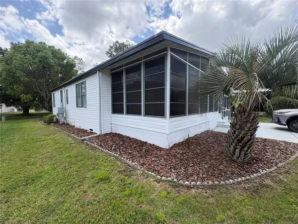 $1,595 | 2132 Sabal Palm Drive, Lakeland, FL 33810