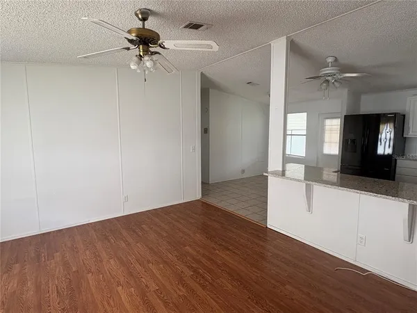 $1,595 | 2132 Sabal Palm Drive, Lakeland, FL 33810