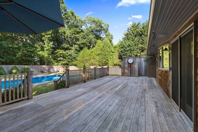 29 Glade Road East Hampton, NY 11937 - Photo 6 of 7