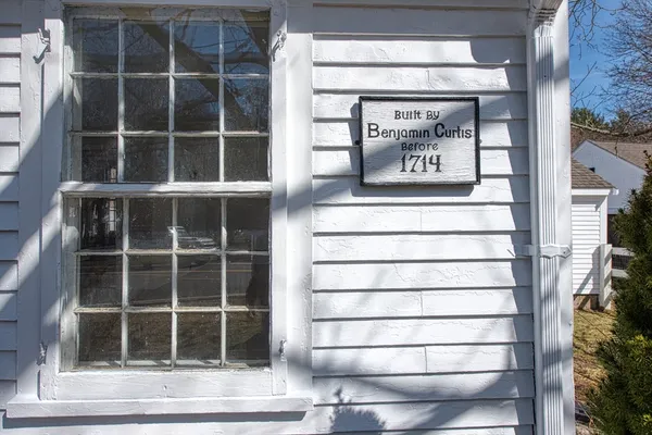 $749,900 | 569 Main Street, Hanover, MA 02339