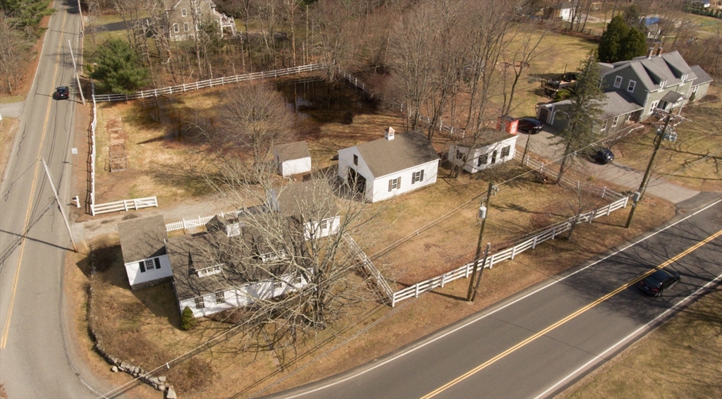 569 Main Street Hanover, MA 02339 - Photo 4 of 34