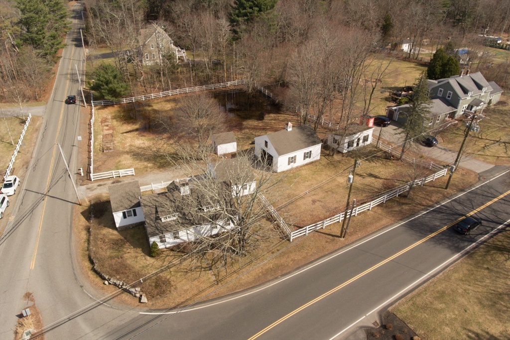 569 Main Street Hanover, MA 02339 - Photo 5 of 34