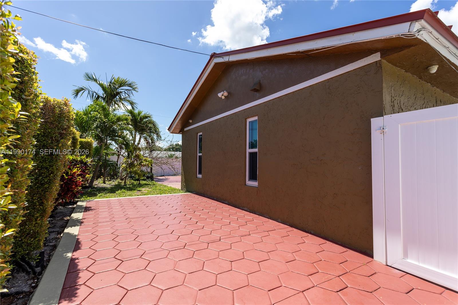 4548 Southwest 28th Way Dania Beach, FL 33312 - Photo 42 of 63