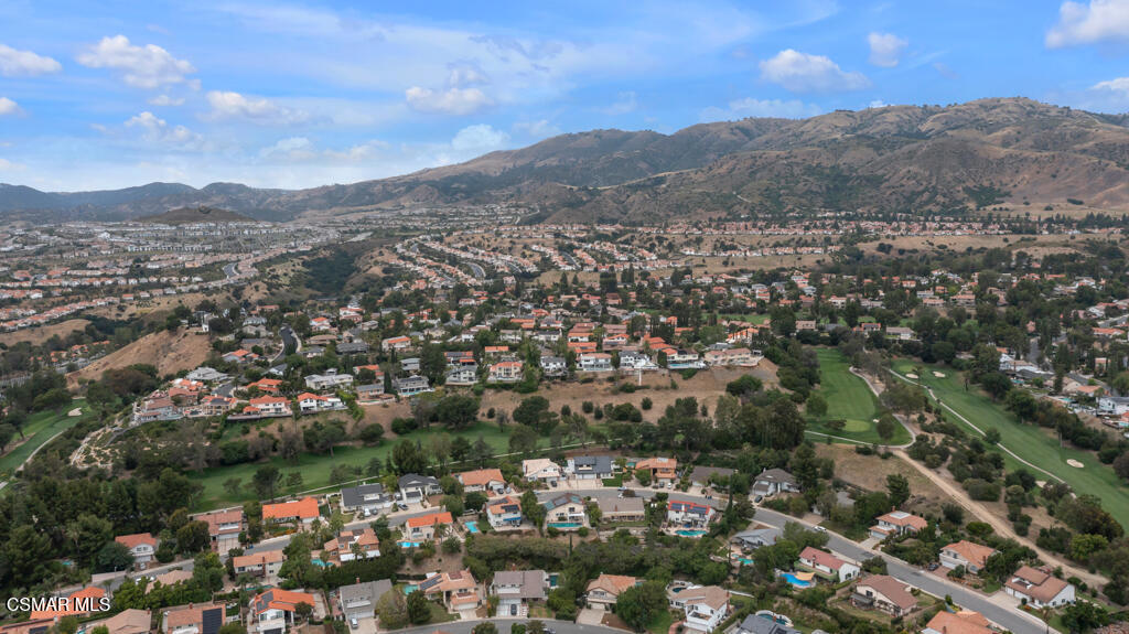 19364 Pauma Valley Drive Porter Ranch, CA 91326 - Photo 47 of 53