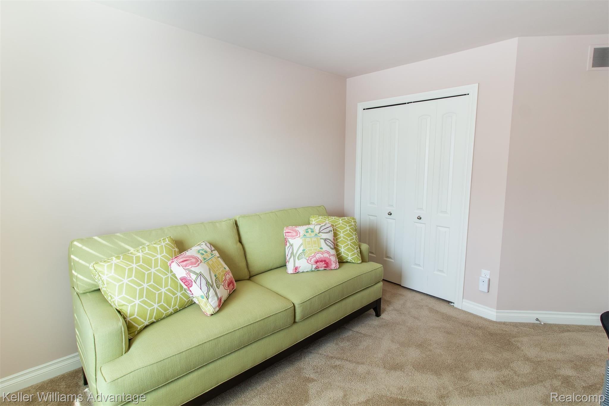 29447 Geraldine Road Farmington, MI 48336 - Photo 23 of 35 GeraldineRd_29447_BedA_02.jpg