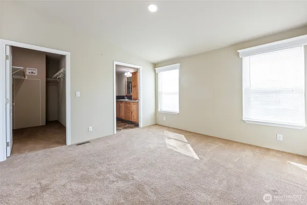 $399,000 | 3516 Meadowbrook Lane Southeast, Lacey, WA 98503