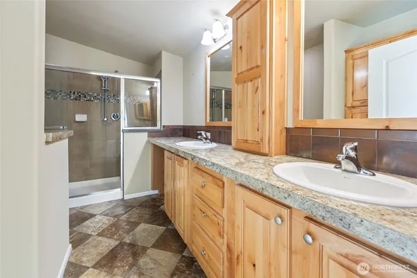 $399,000 | 3516 Meadowbrook Lane Southeast, Lacey, WA 98503