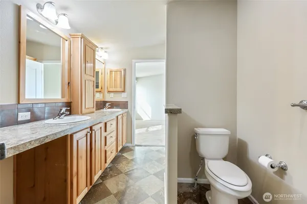 $399,000 | 3516 Meadowbrook Lane Southeast, Lacey, WA 98503