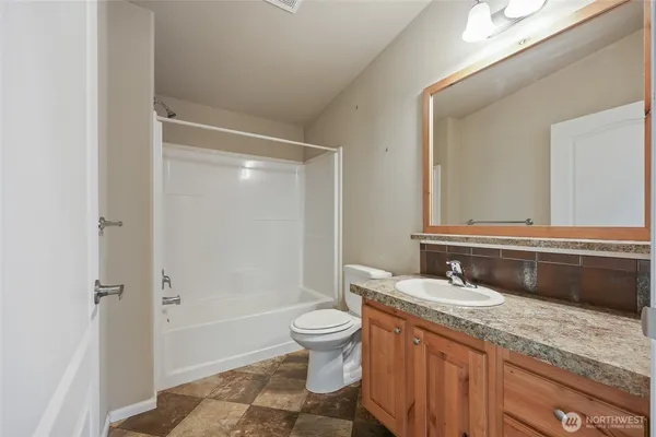 $399,000 | 3516 Meadowbrook Lane Southeast, Lacey, WA 98503