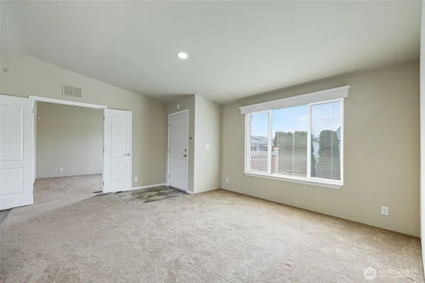 $399,000 | 3516 Meadowbrook Lane Southeast, Lacey, WA 98503