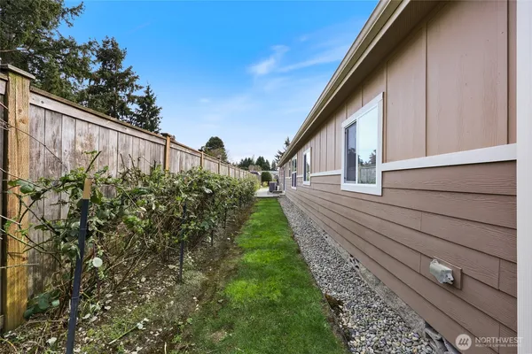 $399,000 | 3516 Meadowbrook Lane Southeast, Lacey, WA 98503