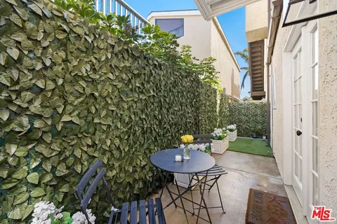 $1,699,000 | 109 Los Robles Street, Oxnard, CA 93035