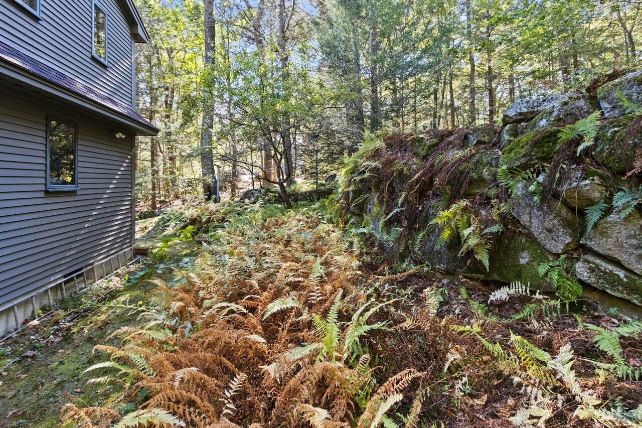 114 Wild Acres Road Raymond, ME 04071 - Photo 19 of 100 20251009SB-71082