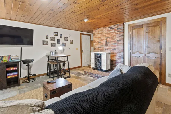 $1,632,000 | 114 Wild Acres Road, Raymond, ME 04071