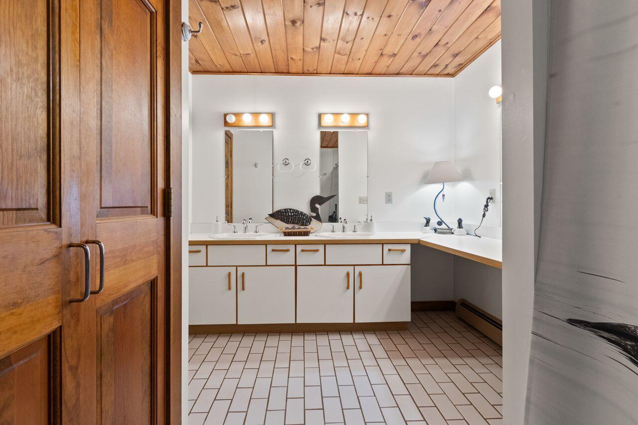 114 Wild Acres Road Raymond, ME 04071 - Photo 98 of 100 20251009SB-71072