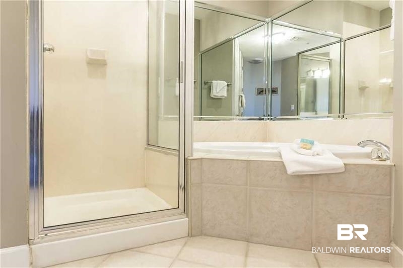 27284 Gulf Road, Unit 204 Orange Beach, AL 36561 - Photo 13 of 36 Master Bath