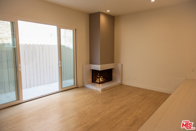 508 North Kings Road, Unit 2 West Hollywood, CA 90048 - Photo 2 of 25