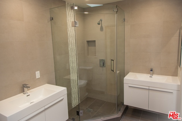 508 North Kings Road, Unit 2 West Hollywood, CA 90048 - Photo 14 of 25