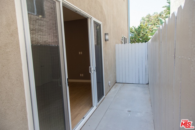 508 North Kings Road, Unit 2 West Hollywood, CA 90048 - Photo 20 of 25
