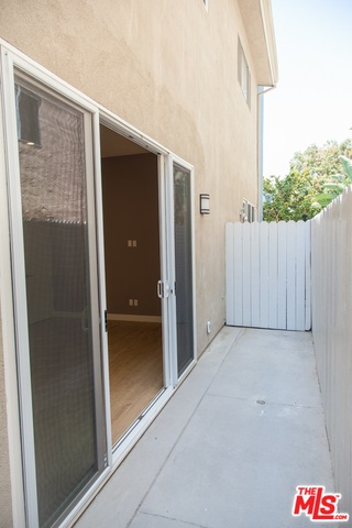 508 North Kings Road, Unit 2 West Hollywood, CA 90048 - Photo 21 of 25