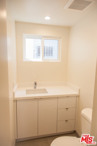 508 North Kings Road, Unit 2 West Hollywood, CA 90048 - Photo 25 of 25