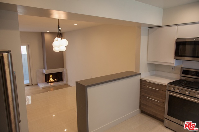 508 North Kings Road, Unit 2 West Hollywood, CA 90048 - Photo 8 of 25