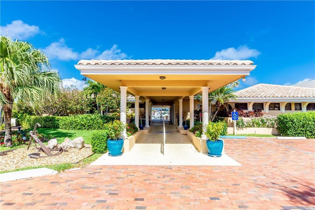 548 Commodore Circle Delray Beach, FL 33483 - Photo 7 of 11 Photo 7