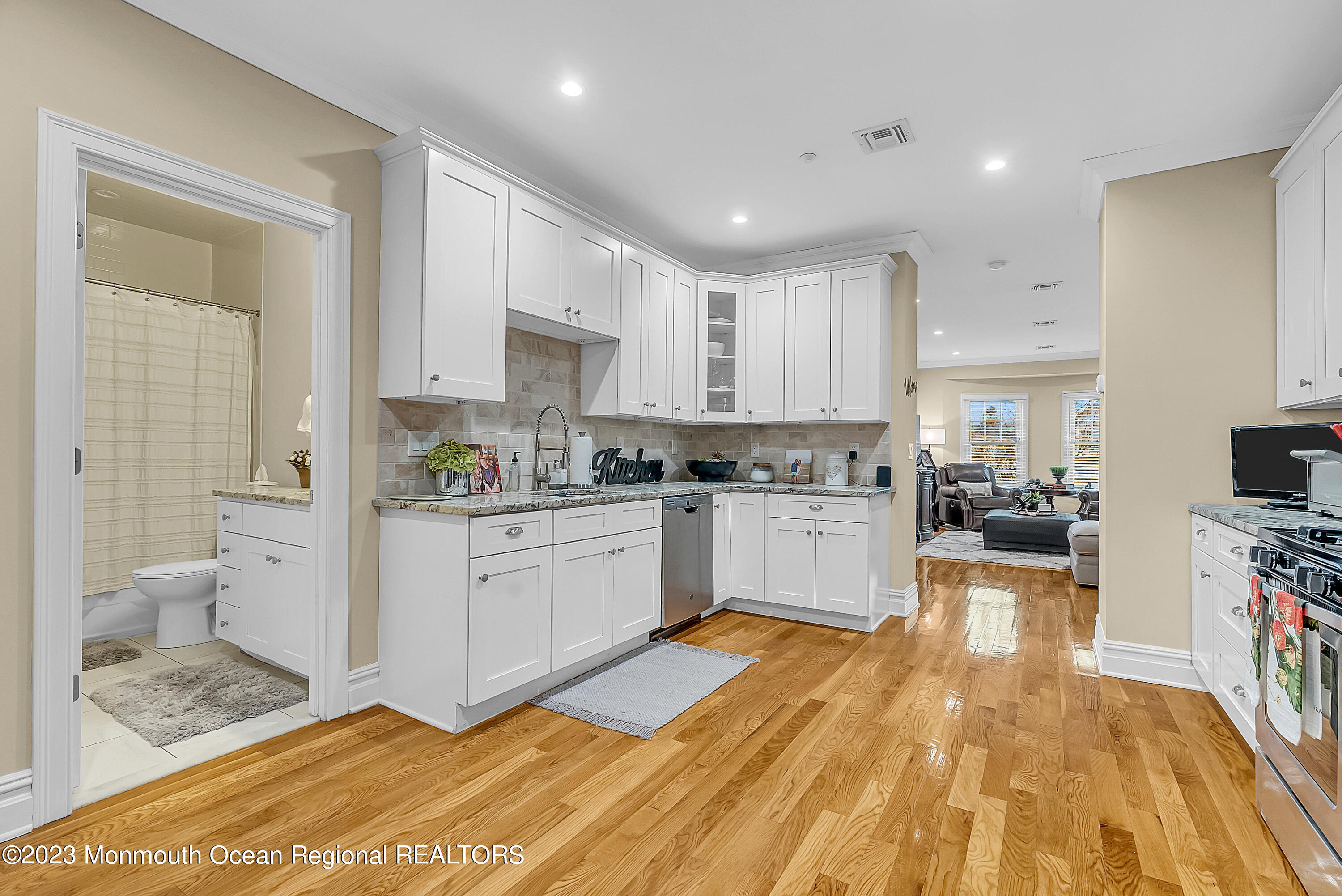 564 Sairs Avenue, Unit #10 Long Branch, NJ 07740 - Photo 3 of 19 MJB09315