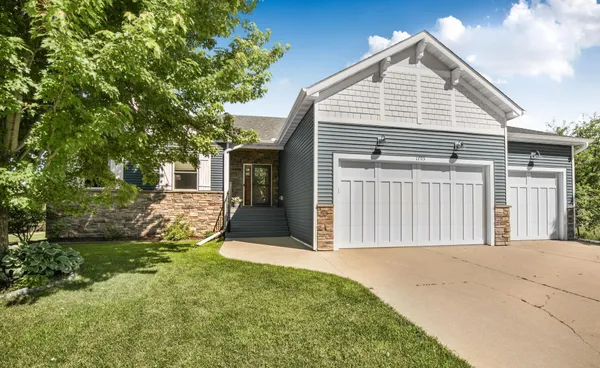 $479,900 | 1705 Boulder Drive, Sartell, MN 56377