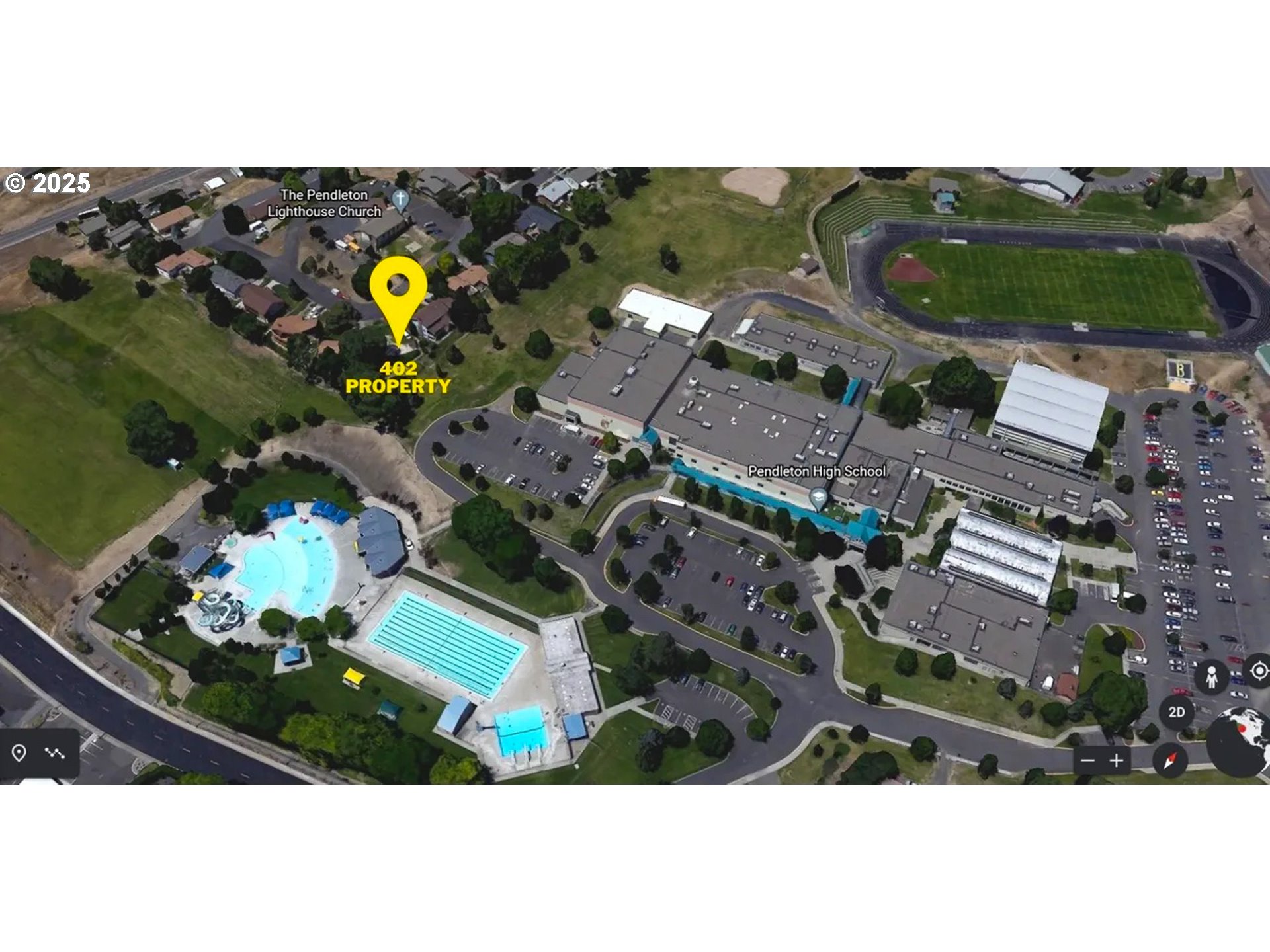 402 Northwest 21st Street Pendleton, OR 97801 - Photo 4 of 8 a view of a swimming pool