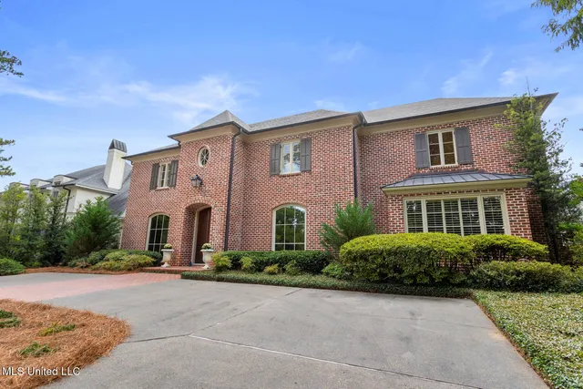 $845,000 | 9 Cypress Lane, Jackson, MS 39211