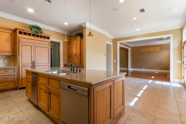 $845,000 | 9 Cypress Lane, Jackson, MS 39211