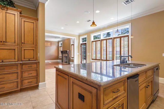 $845,000 | 9 Cypress Lane, Jackson, MS 39211