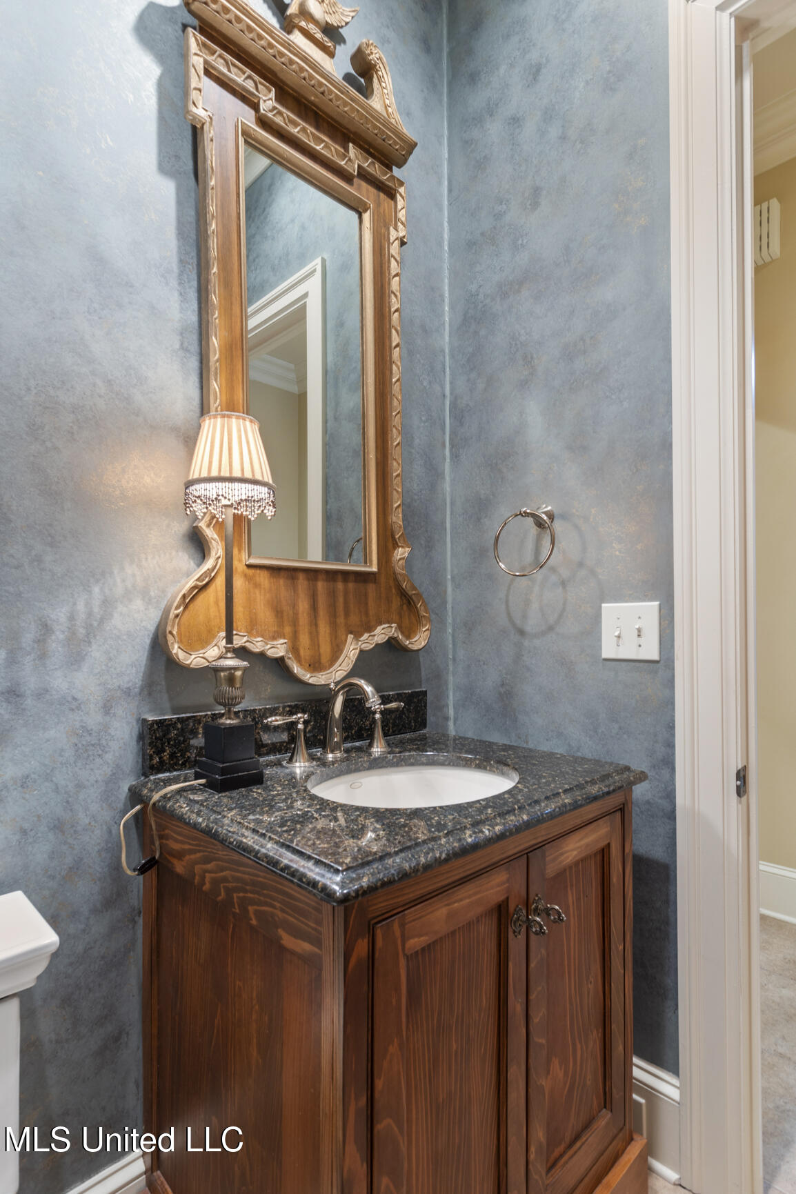 9 Cypress Lane Jackson, MS 39211 - Photo 21 of 47 9 Cypress Lane-21