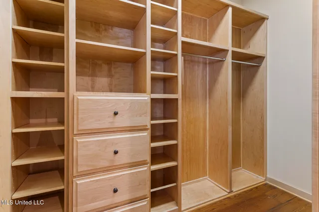 $845,000 | 9 Cypress Lane, Jackson, MS 39211